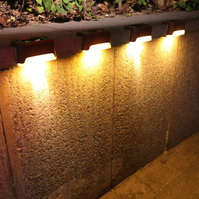 Luminator™ udendørs LED Solcelle Trappelys | I dag 2+2/4+4/6+6 Gratis!
